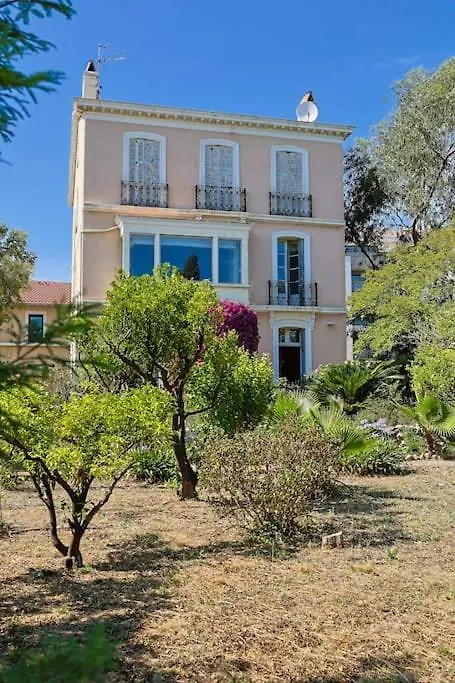 Maison De Maitre Centre Ville Hyeres 0*,  France